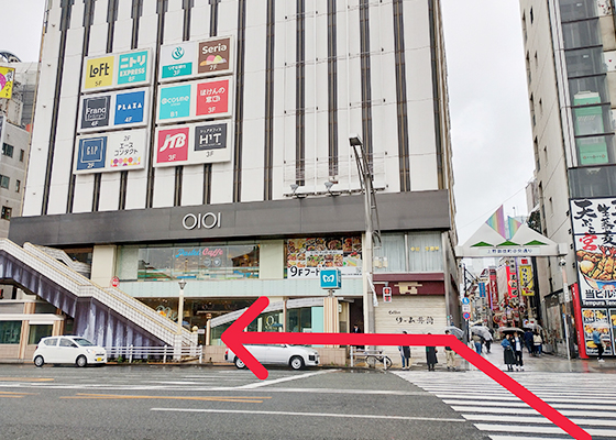 iCracked Store 上野マルイへの道順2