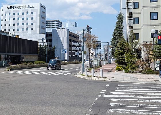 iCracked Store 帯広中央への道順3