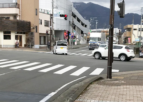 iCracked Store 渋沢への道順4