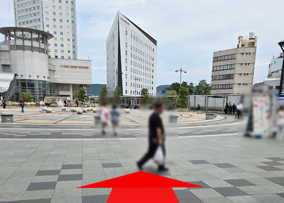 iCracked Store 高松 丸亀町グリーンへの道順1