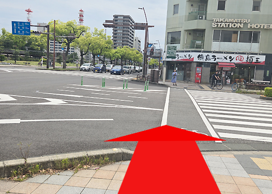 iCracked Store 高松 丸亀町グリーンへの道順3