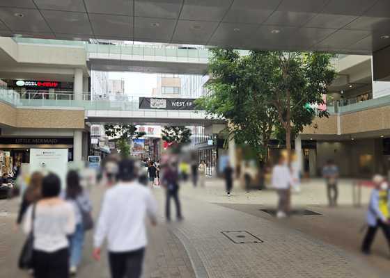 iCracked Store 高松 丸亀町グリーンへの道順6