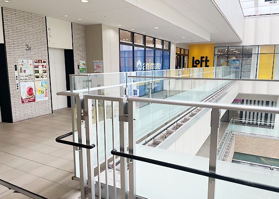 iCracked Store 高松 丸亀町グリーンへの道順8