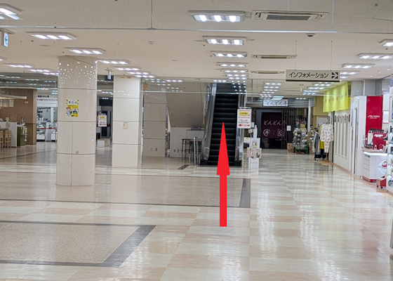 iCracked Store 富山アピアへの道順3